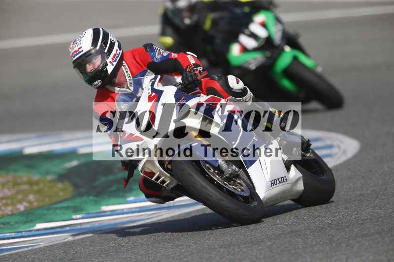 /Archiv-2024/01 26.-28.01.2024 Moto Center Thun Jerez/Gruppe gruen-green/7